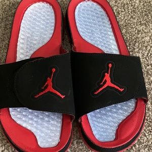 Jordan Slides Size 8M